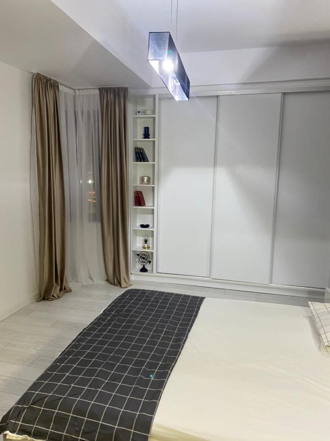 Ultracentral Apartament Calea Victoriei Bucharest Exterior photo